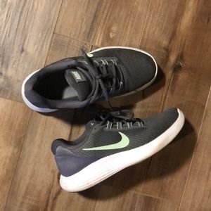 Nike LUNARLON Sneakers